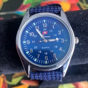 Stainless steel back quartz movement watch